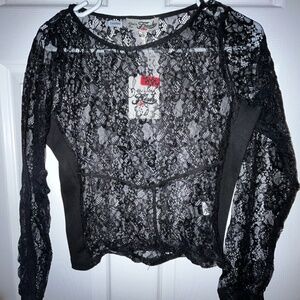 long sleeve lace top